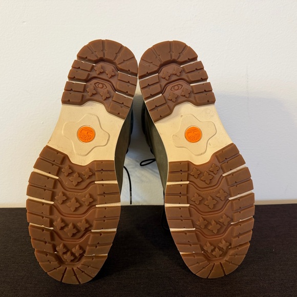 Timberland Men's Green Lace-Up Boots - Picture 5 of 7